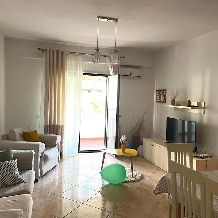 1 Apartment